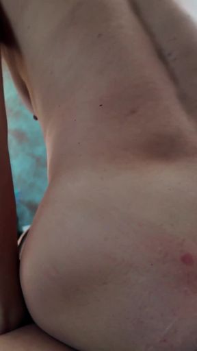 A Real Betrayal! This Hot MILF Has Never Fucked so Rough with a Stranger's Fist Before