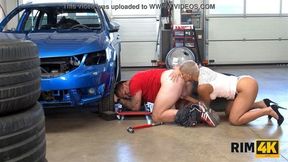 RIM4K&period; Tired man wants the kinky hottie to rim him before hooking up