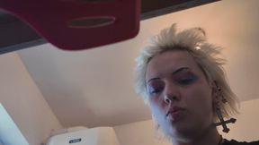 4K MOV GIANTESS PENECTOMY VORE TINY MAN IN MY FOOD!