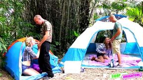 Horny hottie Alyssa Cole and Haley Reed banging it away