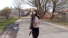 Naked &mdash;  wild wife strolls through the city in a public area