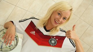 Naomi Nevena takes off her jersey and masturbates her hole