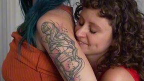 French-Canadian Lesbian heats up as roommate hangs out with hunks