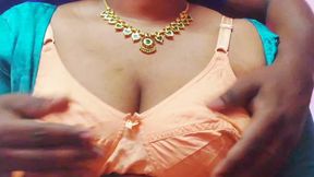 Aunty Boobs in the Afternoon
