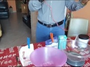 Milf vogliosa prepara i porno pancake