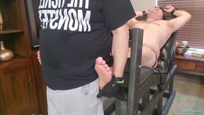 The tickle monster has tickle gloves!