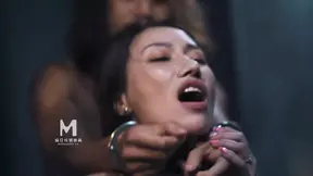 Big-titted mature Thai MILF takes huge cock in cheating fuck