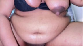 Hot 18  BBW girl Peeing &amp_ Orgasm while Fucking her Hairy Pussy in hotel bathroom with toilet brush