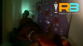 brazillian bull, halloween do realizador baiano em curitiba! comedor de salvador convidado pra uma festinha privada com casal de sao paulo. corno gravando esposa com outro macho , cuckold swing