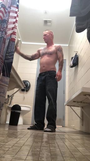 Criminaldick about to shower: want this??