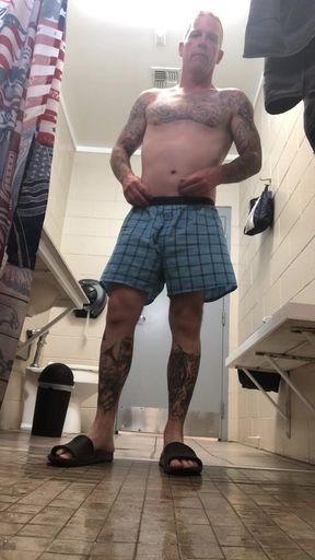 Criminaldick about to shower: want this??