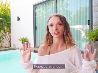 Sexy Large-Titted Stepsister Loses Her Gap in Truth or Dare