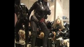 Roxina2007DollDeLuxe280207XL.WMV