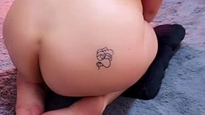 mi novia me dijo que le quitara la virginidad anal en directo