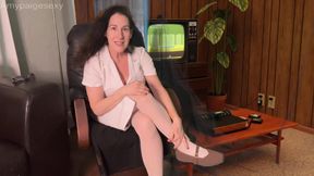 Single M Nurse Feet in Pantyhose