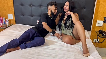 FOI AQUI QUE PEDIRAM MARMITA PRA CASAL????CHEGOU FOI LINGUIÇA GRANDE