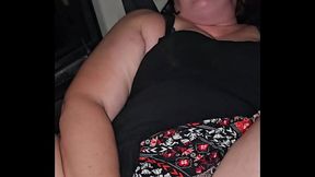 Milf squirt with huge dildo
