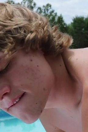 Scotty Knox Fucks Robin Moore Bareback