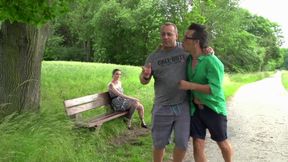 Big ass chick fucke outdoor from her fucker