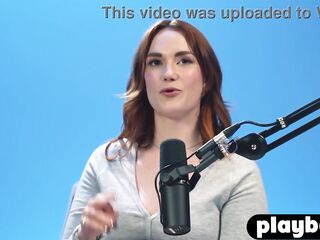 Hot big butt MILF enjoyed solo action and masturbation