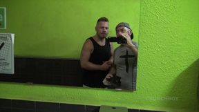 sex bareback in backroom at open mind club barcelone