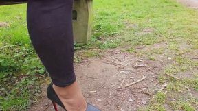Im losing my new Louboutin in the mud HD mp4 1920x1080