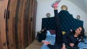 milfycalla- masturbating and dancing while wearing sorts wear