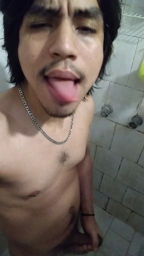 Look at Me as I Pull It Through the Water