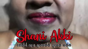 Sri Lankan Mature MILF Pee in the Bathroom