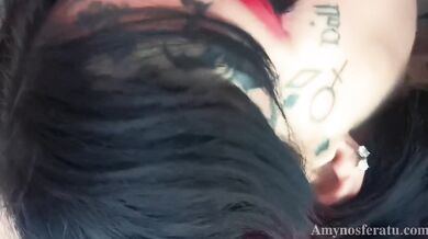 Tattooed goth girl gives amazing head on camping trip
