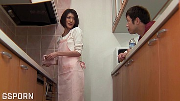 Skinny japanese girl is fucked at home by hot cock with wet pussy creampie