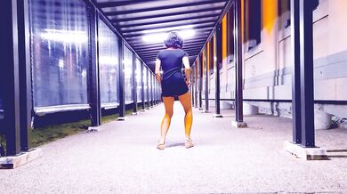 Wyld Yasmin Dancing and Flashing Herself in Public
