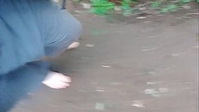 Barefoot bulge walk