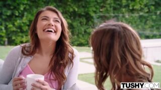 Threesome – Aspen Reign receiving dick from asshole to mouth