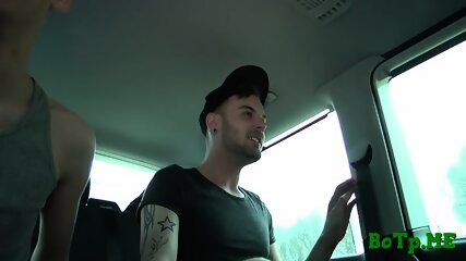 Wild chaps adore hardcore car sex