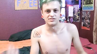 Cute alt twink with green hair tugs on his big cock