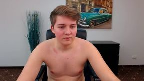 Romanian Chubby Collge Model Jerk Off