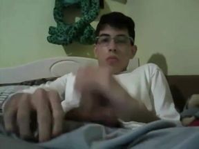 Big-Cock Twink Amateur Masturbating on Webcam