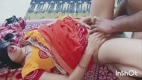 Dewar and bhabhi Hindi sex video behind their parents