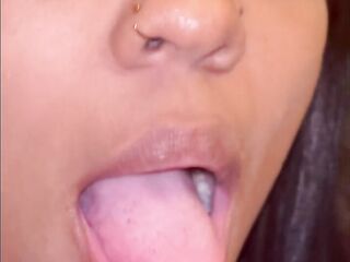 Morena se traga toda mi verga