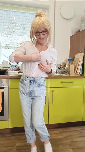 I'm Angry with You, My Boy! as a Punishment, You Punch Yourself While Jerking off! JOI CBT German