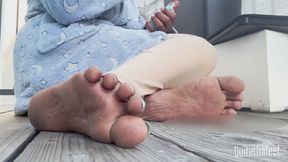 Worship My Dirty Bare Soles While I Smoke