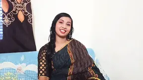 Bangladeshi chick enjoys dirty audio sex in viral video.
