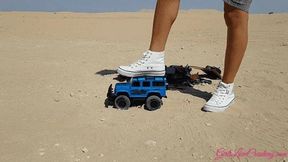 Anastasija 25 - Crushing SUV WMV