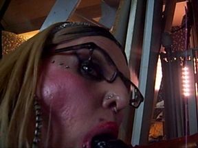 Ts Stefanie smoking Blowjob