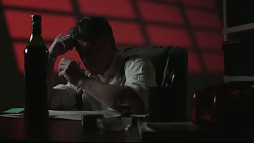 Suspeita de trai&ccedil_&atilde_o virou sexo a tr&ecirc_s com o detetive particular (COMPLETO NO RED)