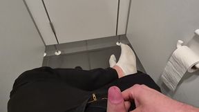 Jerking off in a public toilet with Adidas NMD and white Adidas socks ;)