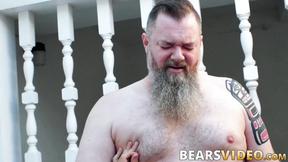 ”Chubby Alezgi Cage sucks Tony Marks off & receives facial”