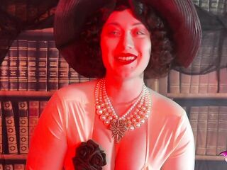 Lady Dimistrecu on Her Knee's TEASER OmankoVivi Resident Cruel Village Cosplay