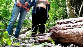 Lustful mother-in-law came to the aid of jerking son-in-law in nature